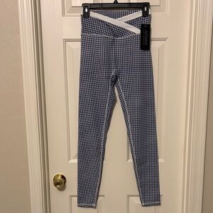 Astoria LUXE Balance Crossover-Legging